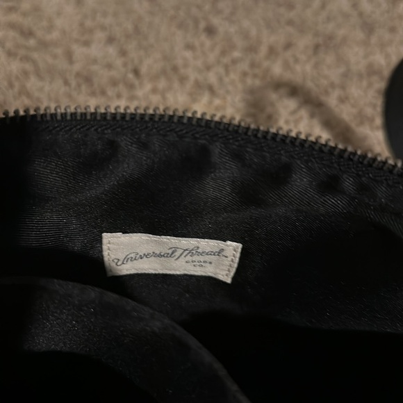 Universal Thread Crossbody Purse - Black* - Picture 5 of 5
